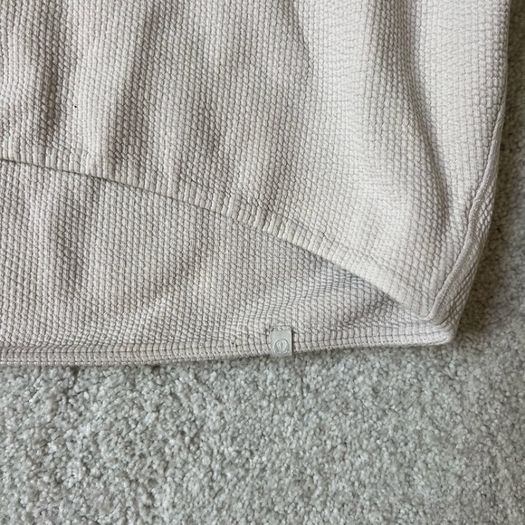Lululemon Funnel Neck - Picture 5 of 6